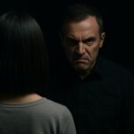 怖い人間の特徴15選｜職場・学校・SNSで出会う危険サインと安全な距離の取り方